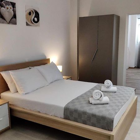 Neva Apartments By The Beach Makry Gialos  Exterior photo