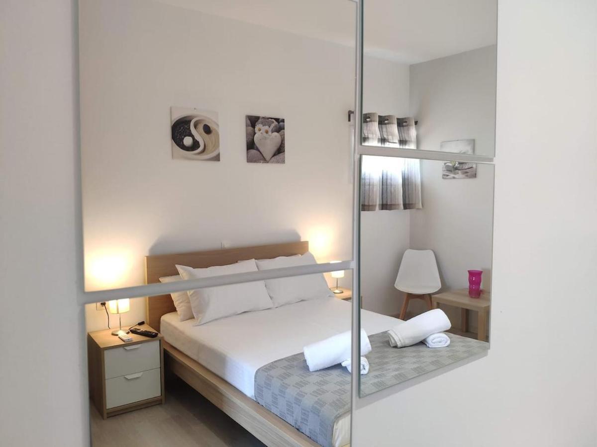 Neva Apartments By The Beach Makry Gialos  Exterior photo